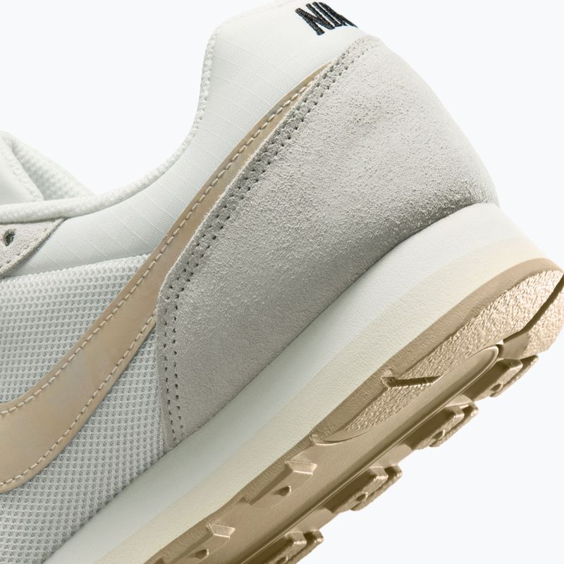 Дамски обувки Nike MD Runner 2 SE coconut milk/black/linen/sail 4