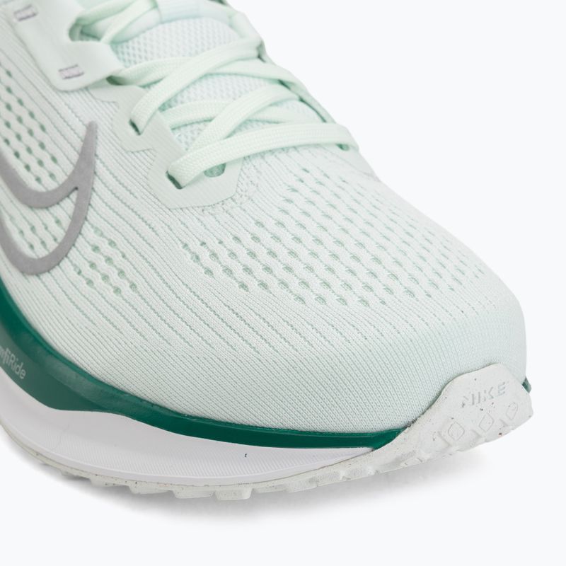 Дамски обувки за бягане Nike Quest 6 barely green/white/metallic silver 7