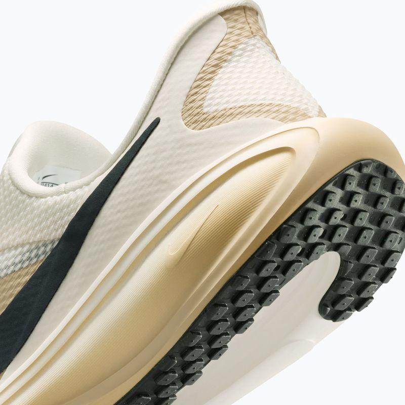 Мъжки обувки за бягане Nike Revolution 8 EasyOn pale ivory/sail/linen/black spruce 4