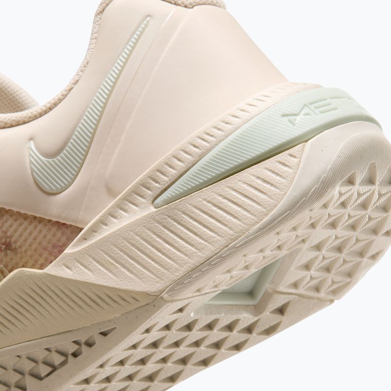 Дамски обувки за тренировка Nike Metcon 10 SE chalk/light orewood brown/light silver 8