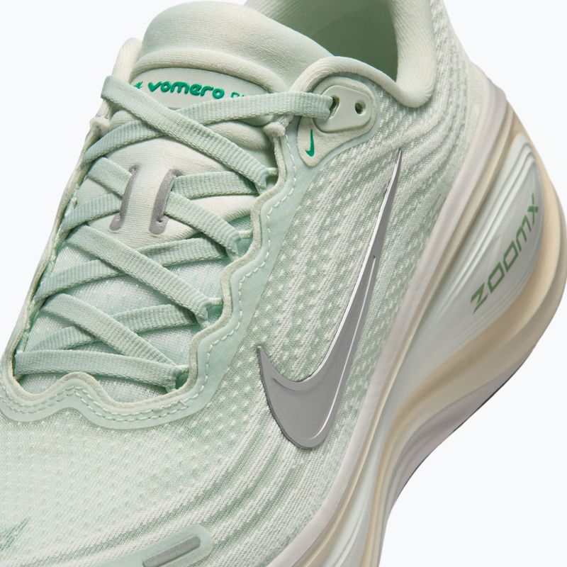 Дамски обувки за бягане Nike Vomero Plus light silver/metallic silver 3
