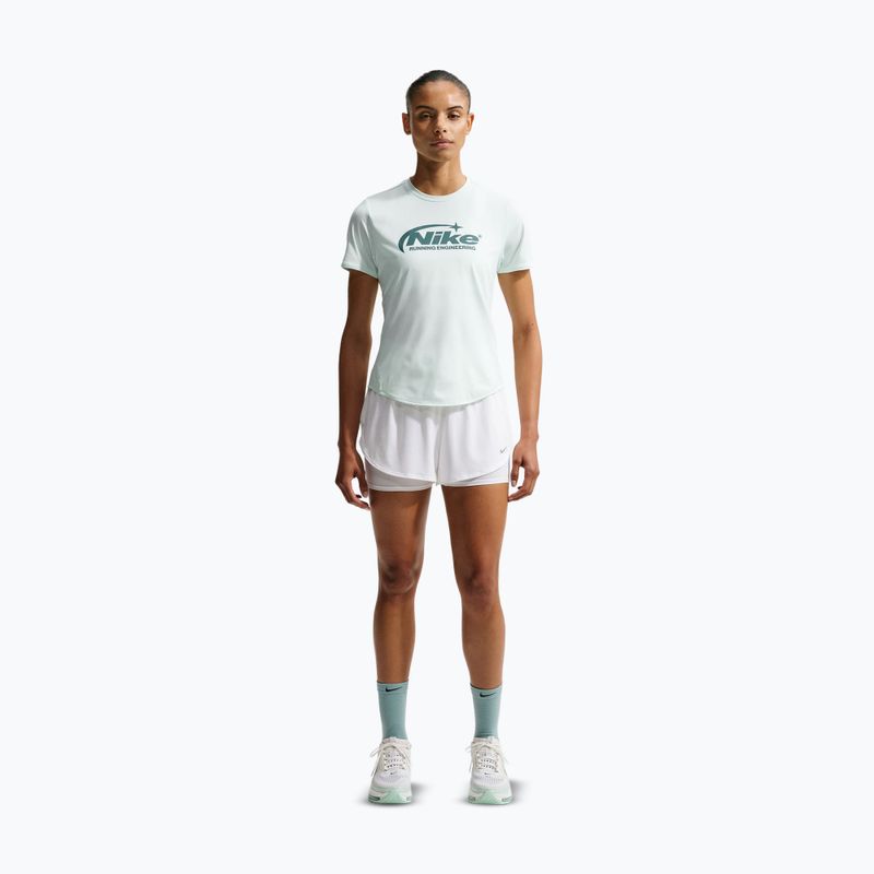 Дамска тениска за бягане Nike Swift Dri-Fit barely green 2