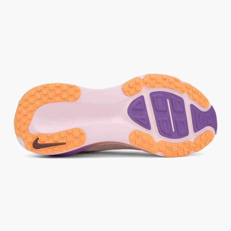 Дамски обувки за бягане Nike Vomero 18 chalk/pink foam/bright violet/tattoo 4
