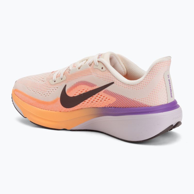 Дамски обувки за бягане Nike Pegasus 42 chalk/orange pulse/bright violet/tattoo 3