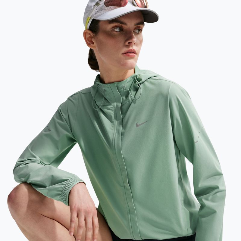 Дамско яке за бягане Nike Swift Repel Packable steam 5