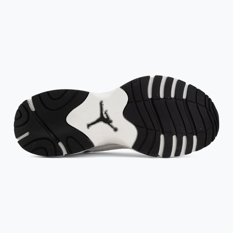 Дамски обувки Jordan Trunner Flow summit white/metallic silver/black 4
