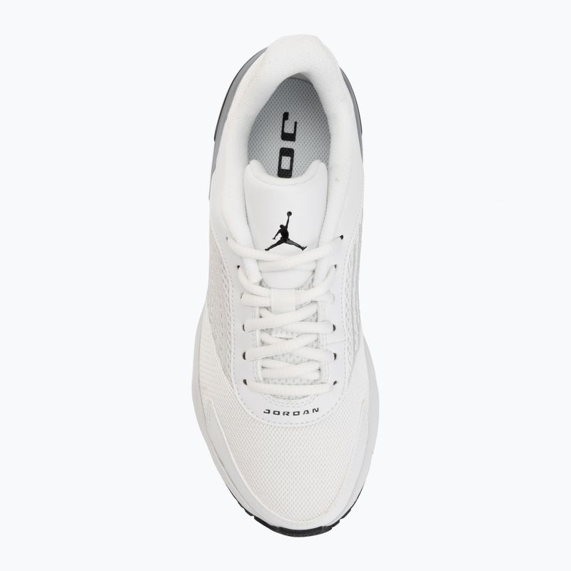 Дамски обувки Jordan Trunner Flow summit white/metallic silver/black 5