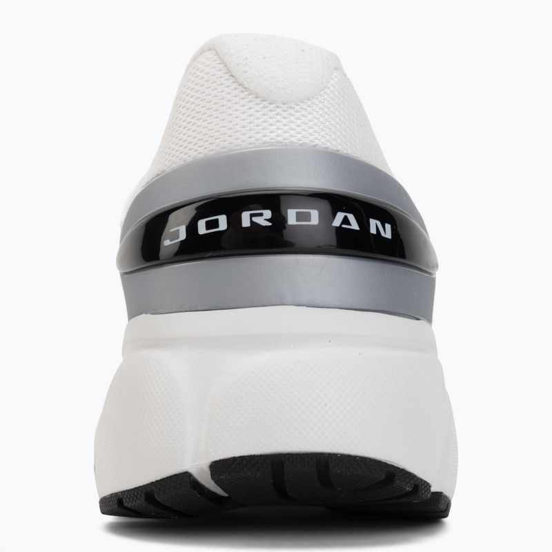 Дамски обувки Jordan Trunner Flow summit white/metallic silver/black 6