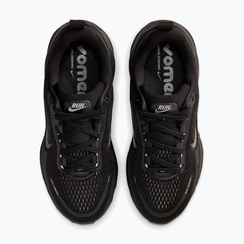 Детски обувки за бягане Nike Vomero 18 black/dark smoke grey/ligh smoke grey/black 4