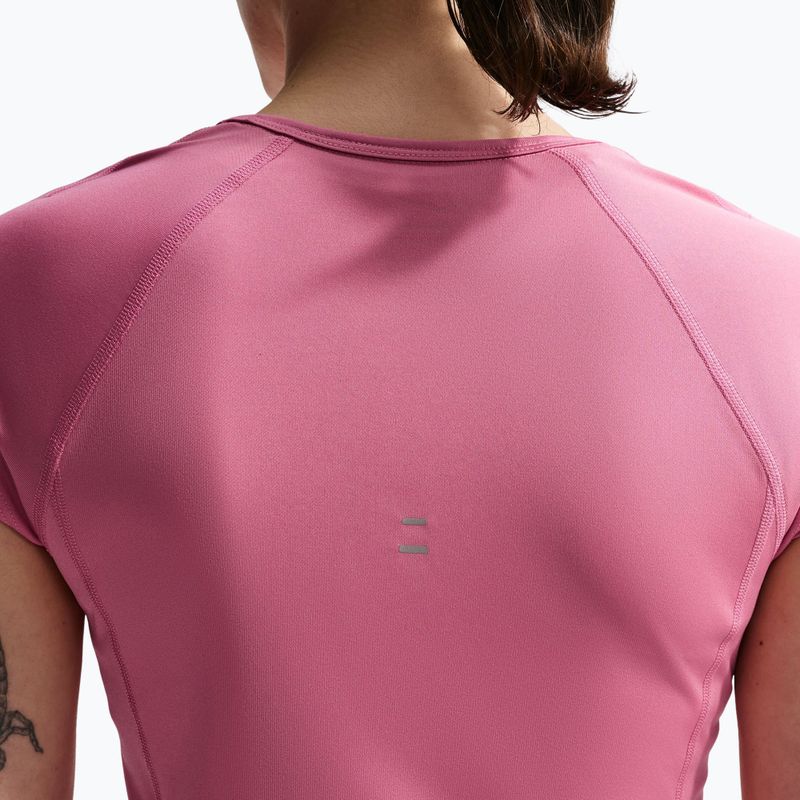Дамска тениска за бягане Nike Swoosh Run Dri-Fit peony/photon dust/white 6