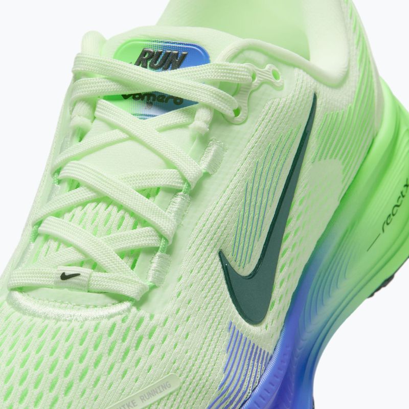 Детски обувки за бягане Nike Vomero 18 volt tint/black spruce 3