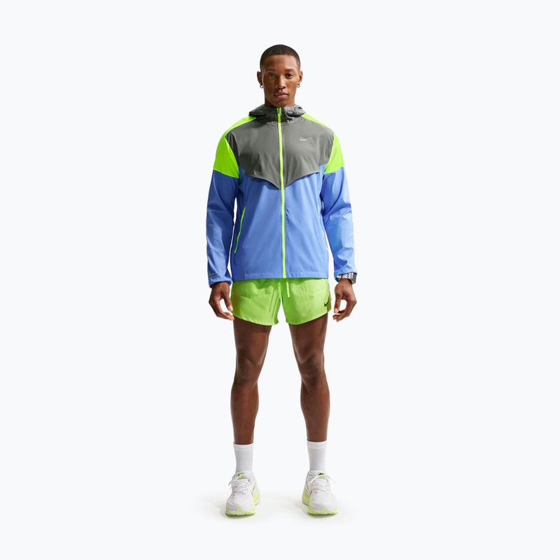 Мъжко яке за бягане Nike Impossibly Light Windrunner royal pulse/smoke grey/volt ice 2