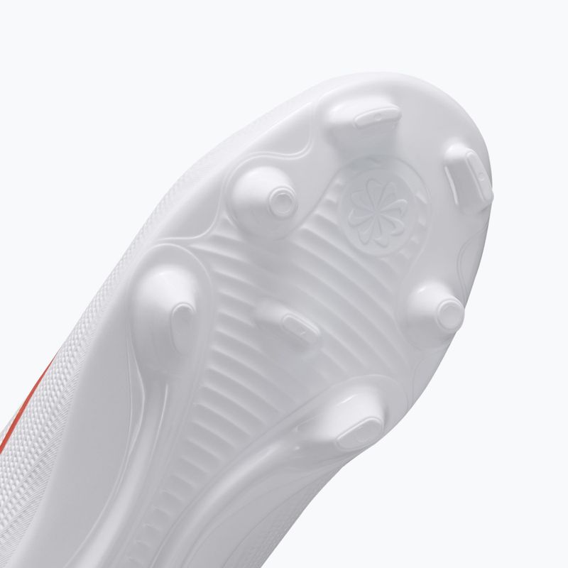 Детски футболни обувки Nike Jr. Mercurial Superfly 11 Club white/bright crimson/blur 5