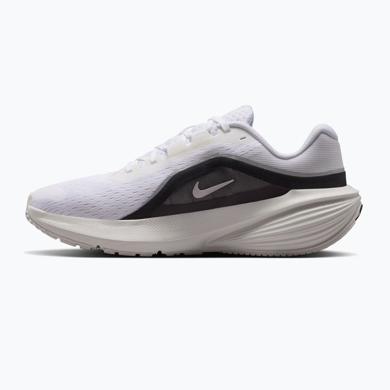Дамски обувки за бягане Nike Downshifter 14 white/summit white/metallic silver 2