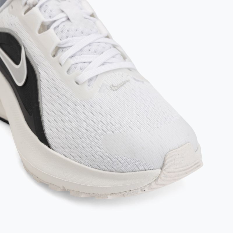 Дамски обувки за бягане Nike Downshifter 14 white/summit white/metallic silver 7