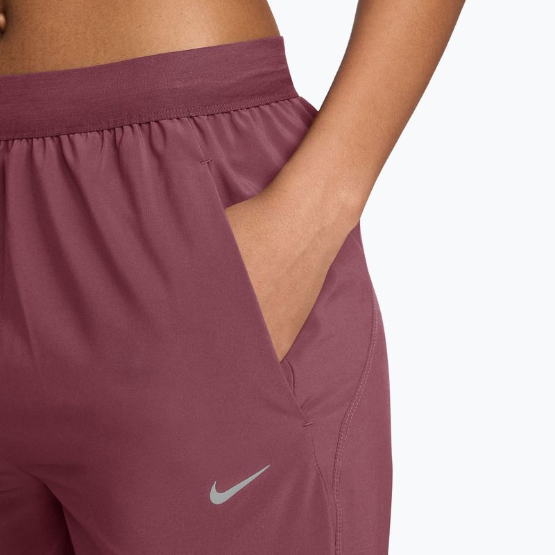 Дамски панталони Nike Tempo pink smoke 3