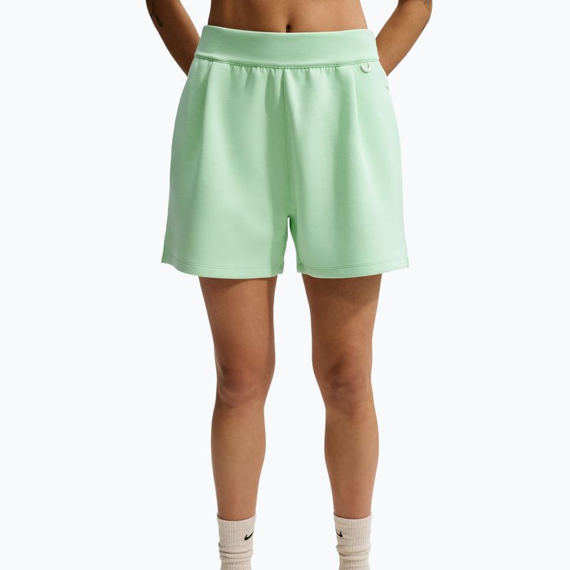 Дамски тренировъчни шорти Nike 24.7 ImpossiblySoft cucumber calm/illusion green