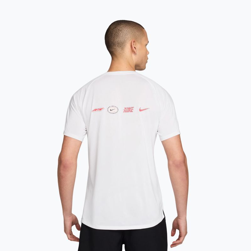 Мъжка тениска за бягане Nike Stride white 2