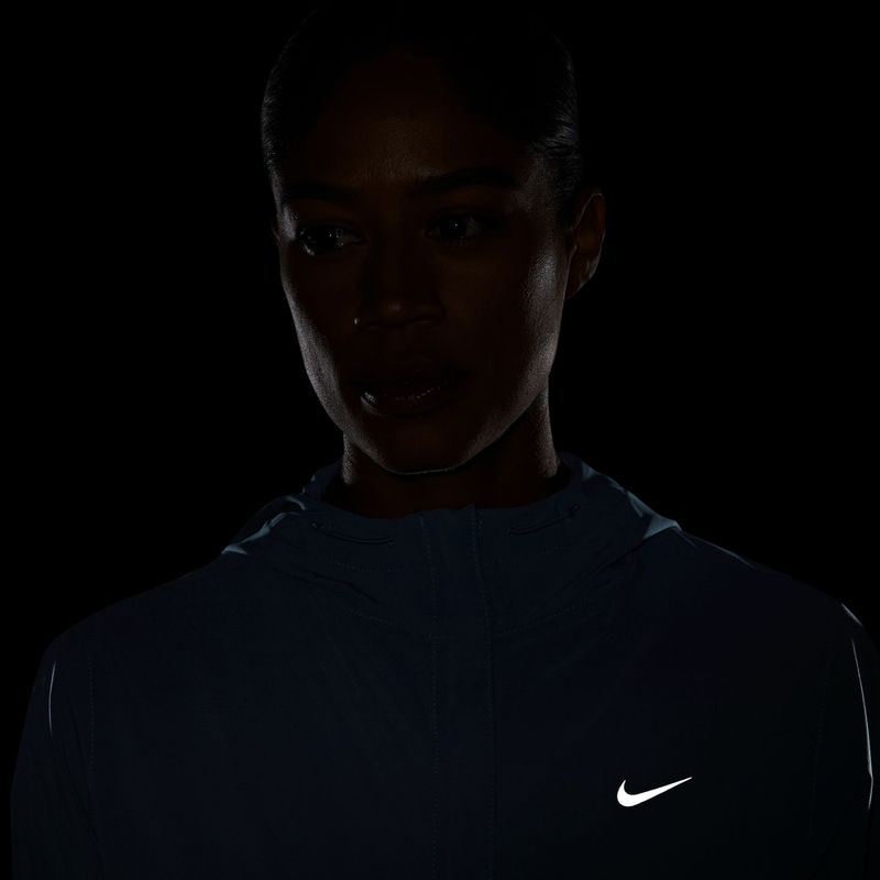 Дамско яке за бягане Nike Swift aluminum 4