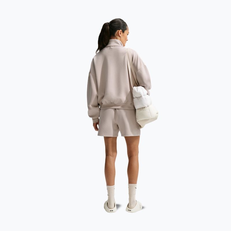 Дамски тренировъчни шорти Nike 24.7 ImpossiblySoft cream Ii/cream Ii/college grey 3