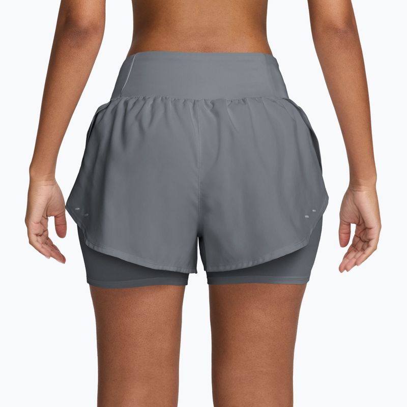 Дамски шорти за бягане Nike Tempo Flow cool grey/cool grey 2