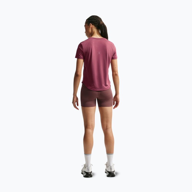 Дамска тениска за бягане Nike Tempo pink smoke 3