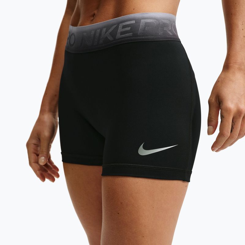 Дамски тренировъчни шорти Nike Pro black/ghost 4