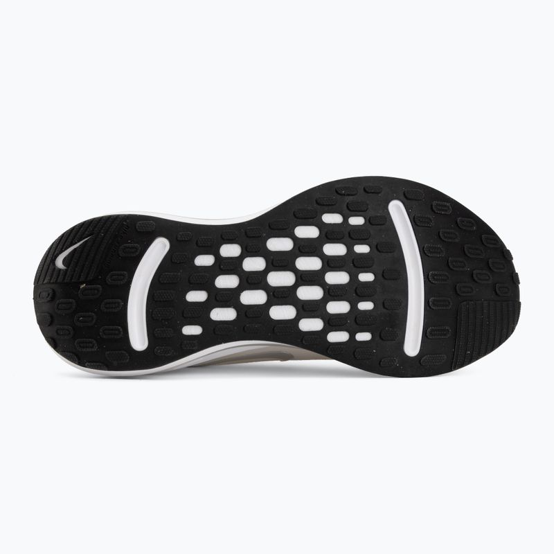 Дамски обувки за бягане Nike Journey Run white/sail/black/metallic silver 4