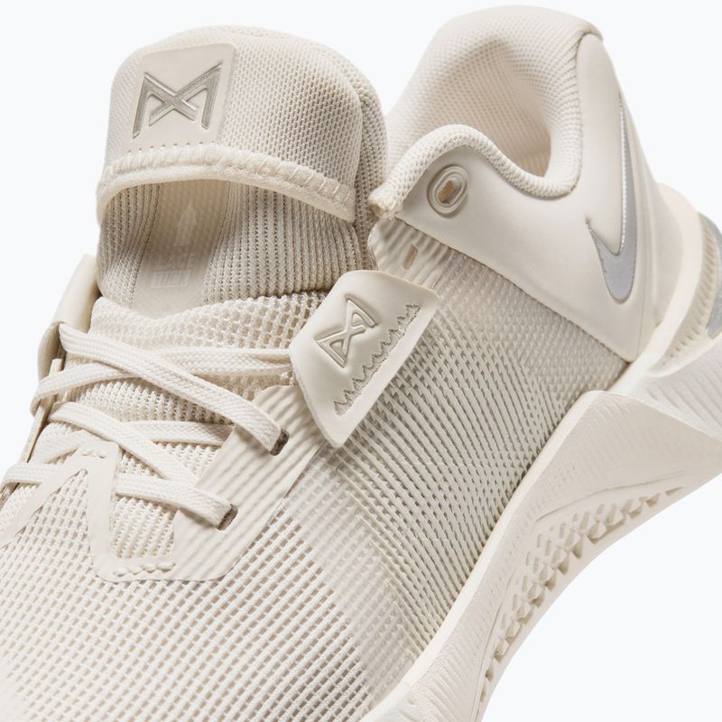 Дамски обувки за тренировка Nike Metcon 10 light orewood brown/phantom/metallic silver 6