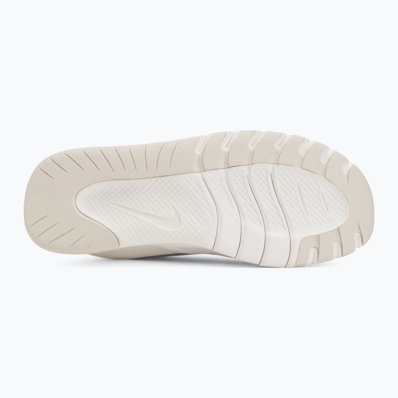 Дамски обувки за тренировка Nike Flex Train white/sail/phantom/ metallic silver 4