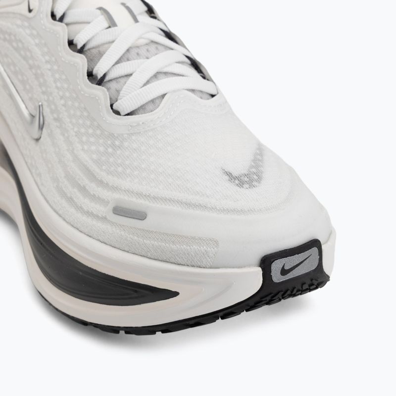 Дамски обувки за бягане Nike Vomero Plus summit white/sail/metallic silver 7