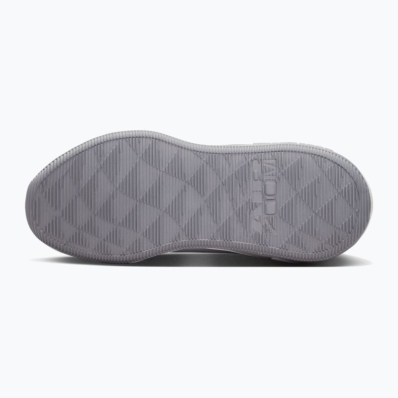 Дамски обувки за тренировка Nike Bella 7 football grey/sail/metallic cool grey 3