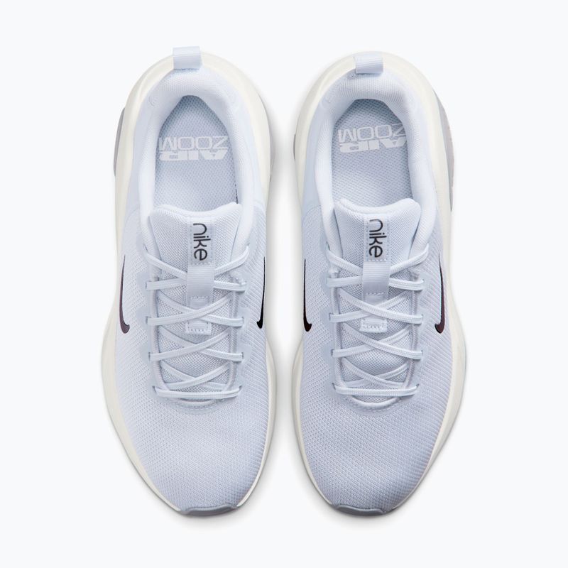 Дамски обувки за тренировка Nike Bella 7 football grey/sail/metallic cool grey 4