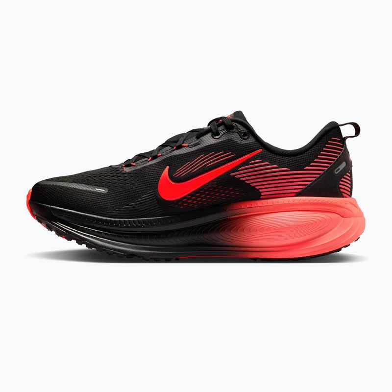 Мъжки обувки за бягане  Nike Vomero 18 black/university red/bright crimson 2