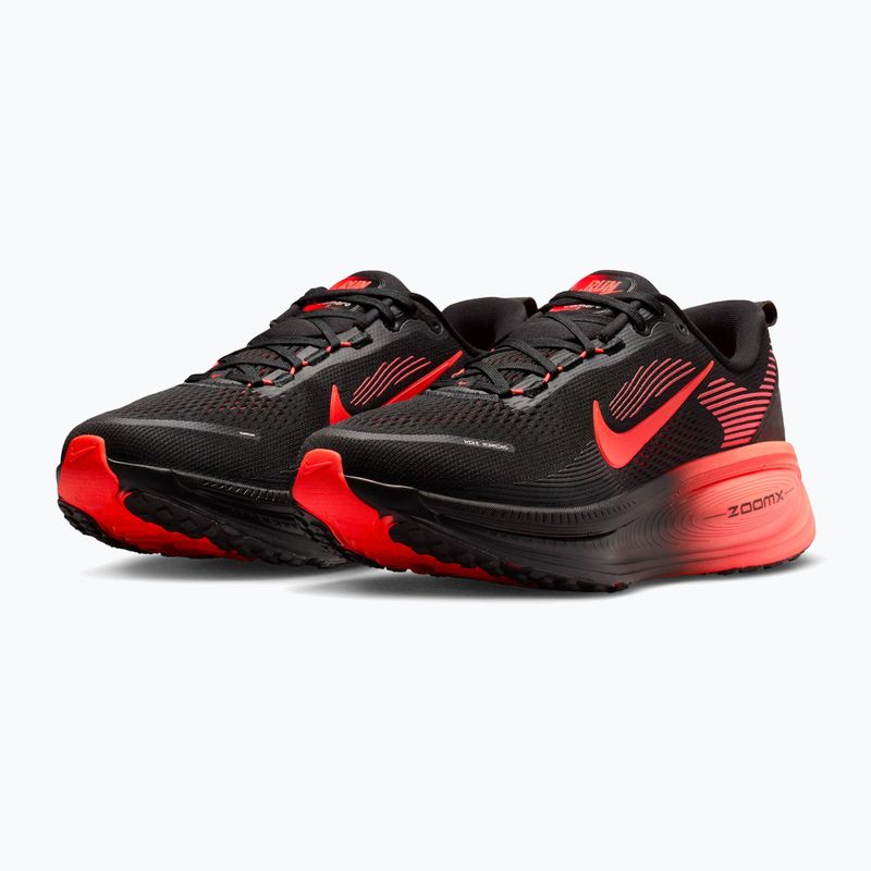 Мъжки обувки за бягане  Nike Vomero 18 black/university red/bright crimson 3