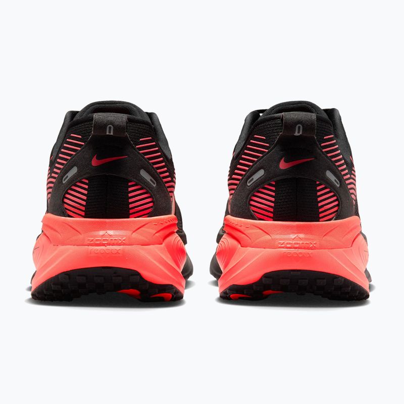 Мъжки обувки за бягане  Nike Vomero 18 black/university red/bright crimson 6