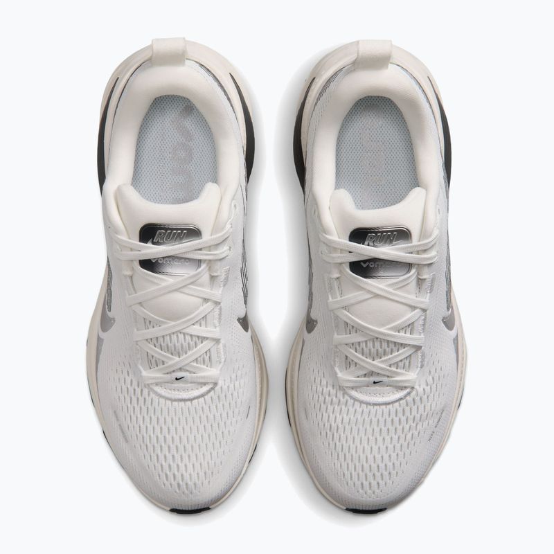 Дамски обувки за бягане Nike Vomero 18 summit white/sail/metallic silver 4