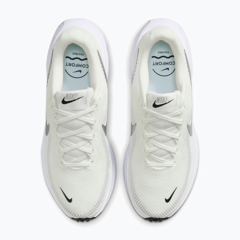 Дамски обувки за бягане Nike Revolution 8 sail/white/black/metallic silver 5