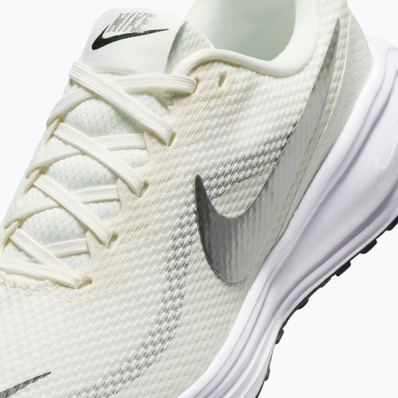 Дамски обувки за бягане Nike Revolution 8 sail/white/black/metallic silver 7
