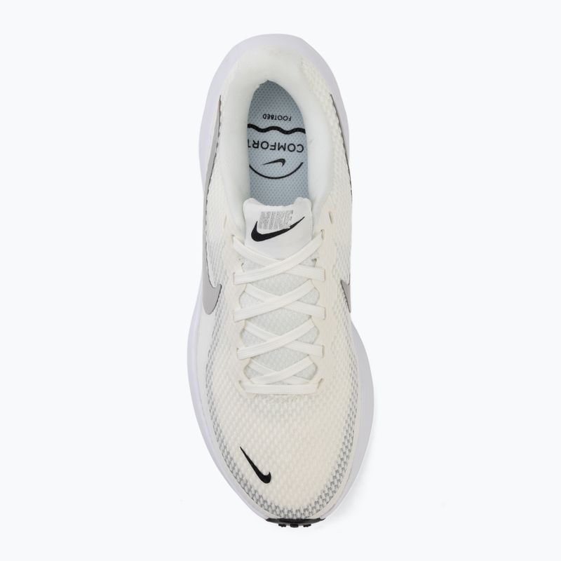 Дамски обувки за бягане Nike Revolution 8 sail/white/black/metallic silver 5