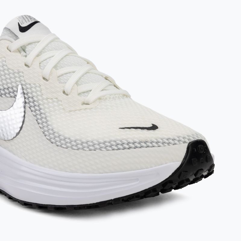 Дамски обувки за бягане Nike Revolution 8 sail/white/black/metallic silver 7