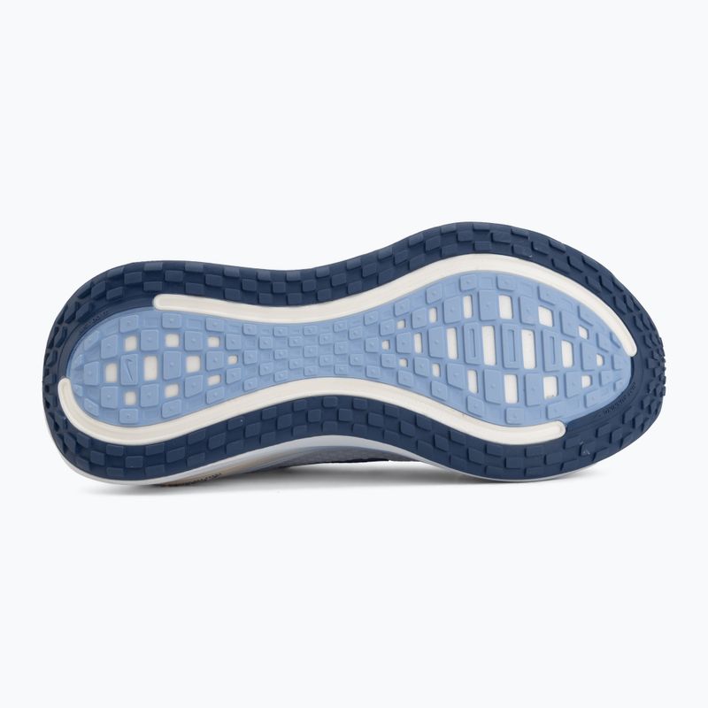 Дамски обувки за бягане Nike Vomero Plus white/aluminum/football grey/mystic navy 4