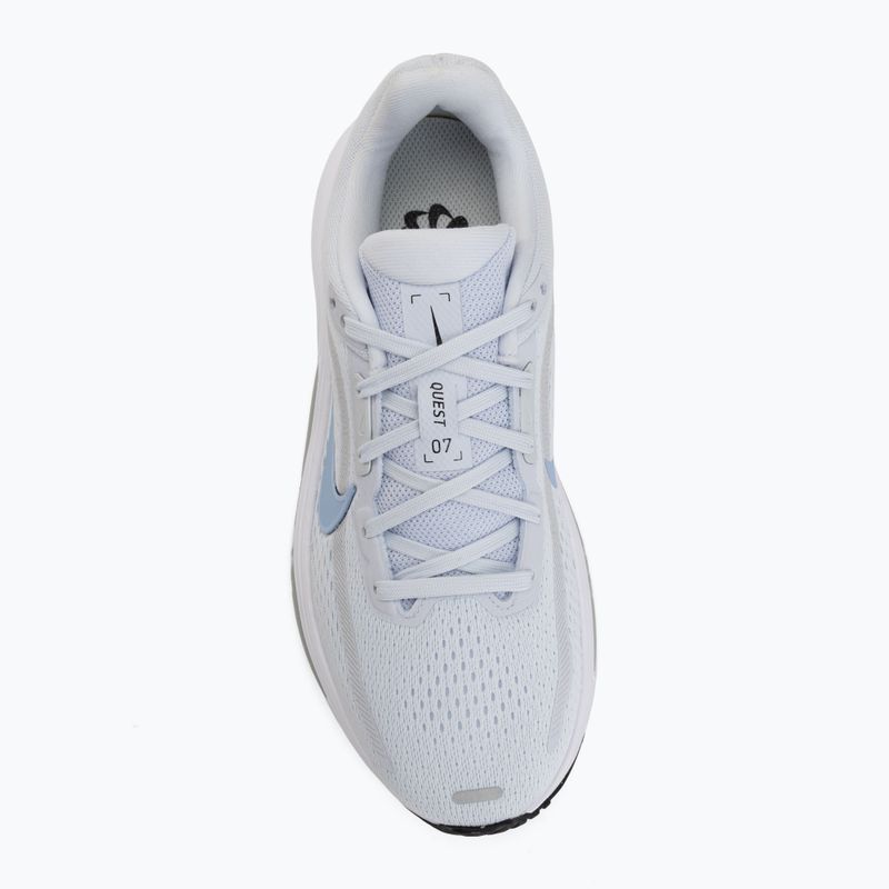 Дамски обувки за бягане Nike Quest 7 football grey/white/grey fog/aluminum 5