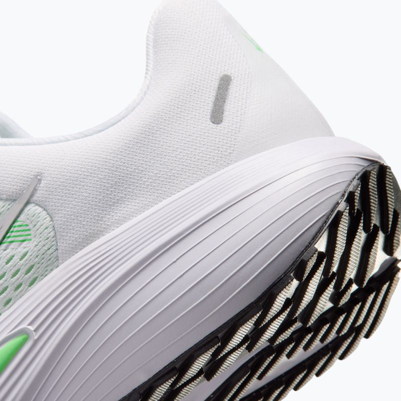 Дамски обувки за бягане Nike Quest 7 white/illusion green/metallic silver 8