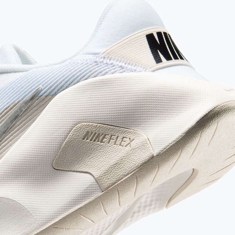 Дамски обувки за тренировка Nike Flex Train white/sail/phantom/ metallic silver 8