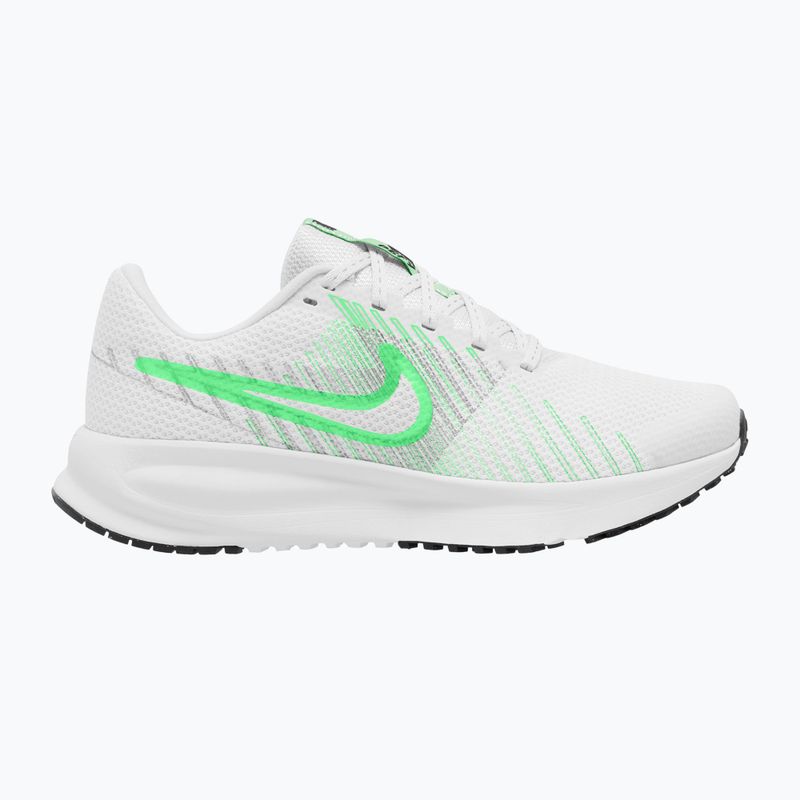Дамски обувки за бягане Nike Run Defy white/cucumber calm/black/illusion green