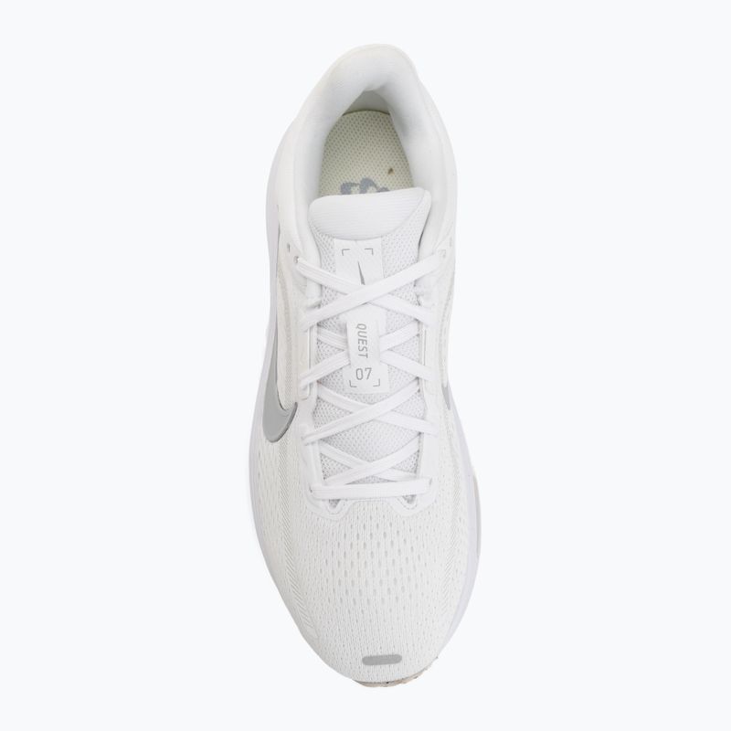 Дамски обувки за бягане Nike Quest 7 white/vast grey/vast grey/wolf grey 5