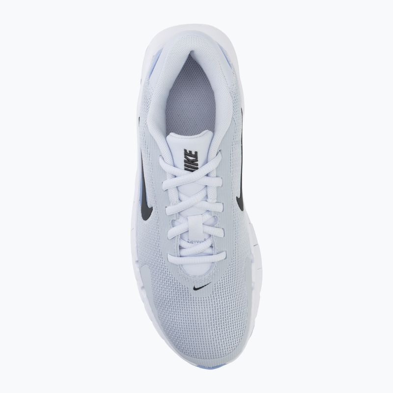 Дамски обувки за тренировка Nike Flex Train football grey/aluminum/white/anthracite 5