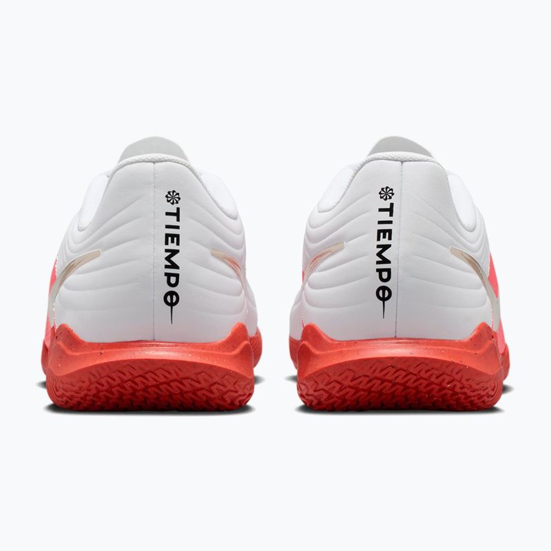 Мъжки футболни обувки Nike Tiempo Maestro Club white/bright crimson/blur 2
