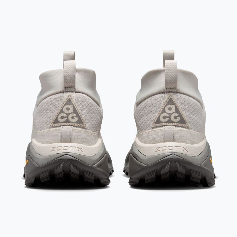 Мъжки туристически обувки ACG Nike Zegama Hike кремаво li/светло орехово кафяво/кремаво li 6